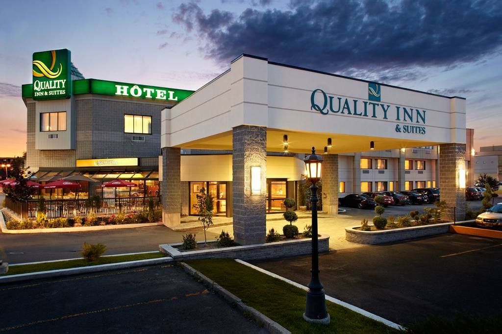 Quality Inn & Suites Бросард Екстериор снимка